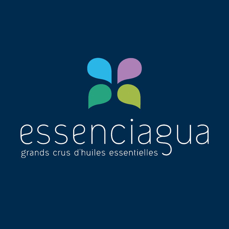 Essenciagua 艾森雅谷，來自法國洛澤爾山區的職人芳療品牌。以低溫精餾製作純精油、真純露與植萃修護油。100% 法國原廠裝，無調香無改質，適合敏弱肌、孕婦與寶寶。探索森林系與藥草系的高級香氣。